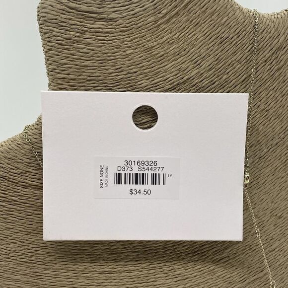 ✨🆕✨ Elegant Ann Taylor LOFT Charm Necklace ✨ - Picture 6 of 11